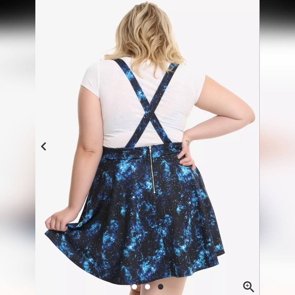 Hot topic Galaxy Print Suspender Skirt - Picture 3 of 12